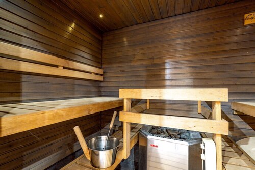 Spacious 3BR Holiday Apt. in Excellent Location