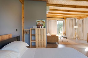 3 chambres, fer et planche à repasser, lit parapluie, Wi-Fi gratuit