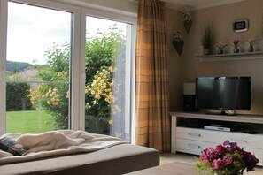 1 chambre, fer et planche à repasser, lit parapluie, Wi-Fi gratuit