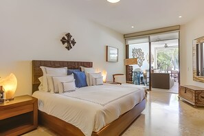 3 bedrooms, iron/ironing board, bed sheets