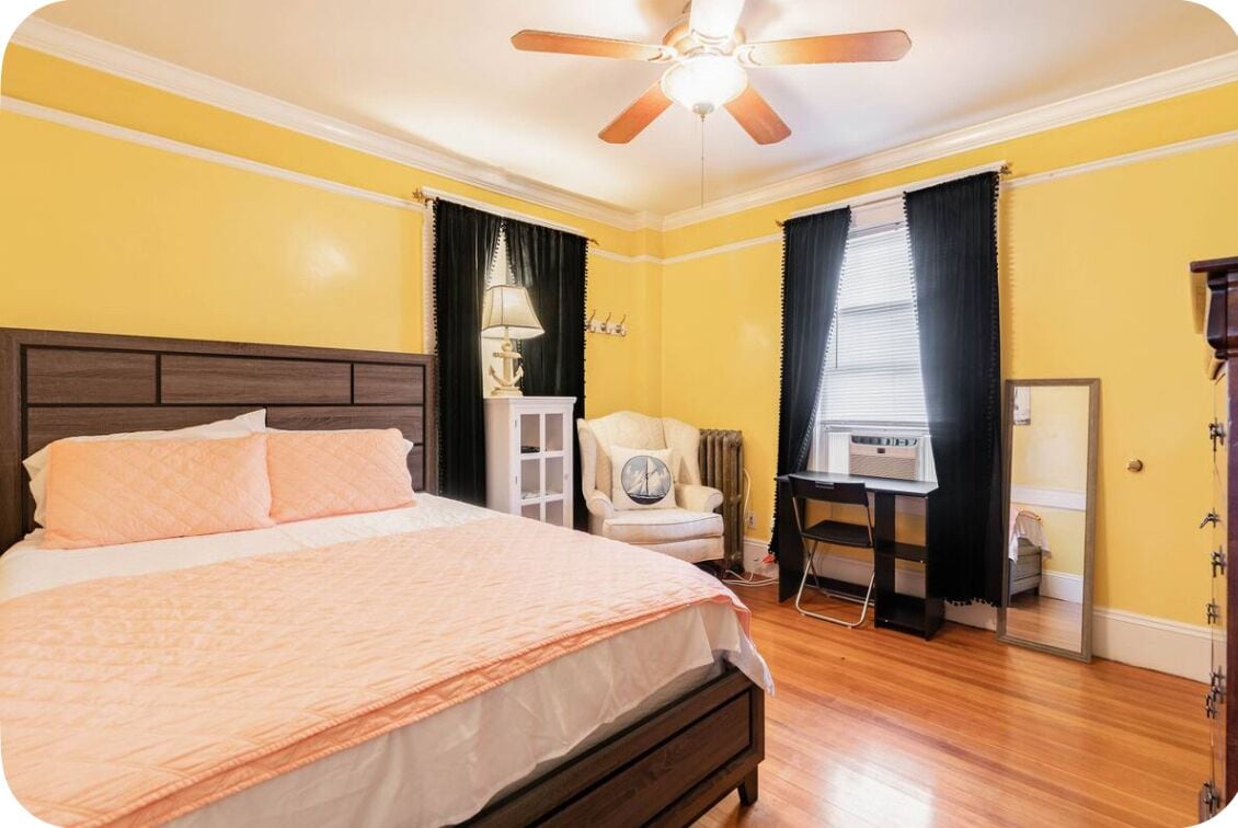 1 chambre, fer et planche à repasser, Wi-Fi gratuit, draps fournis