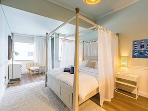 Desk, iron/ironing board, free WiFi, bed sheets