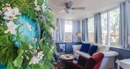 Bon Bateau Beach Cottage