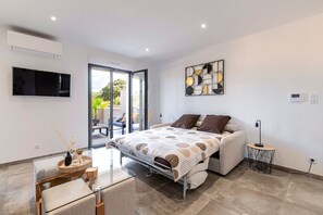 Een strijkplank/strijkijzer