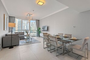 Interior - Serene 2-bedroom Escape with Sea Steps Away in JBR (Dubai)