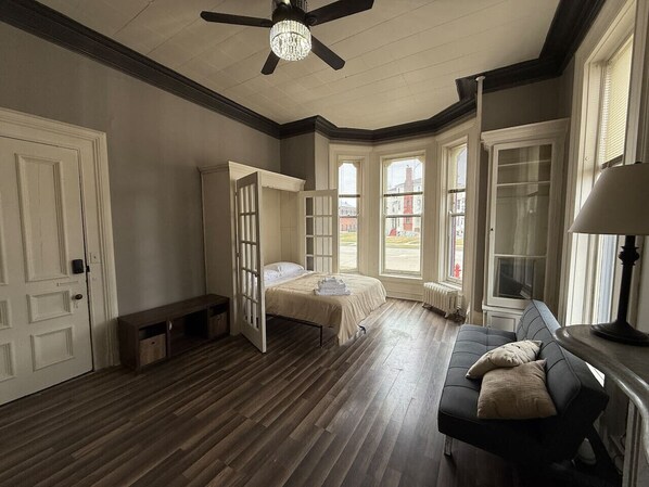 1 chambre, fer et planche à repasser, Wi-Fi, literie fournie