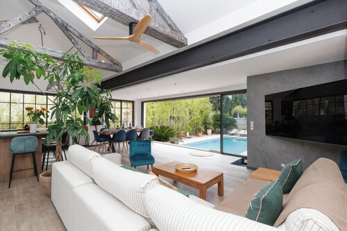 Upstays Villa 200 m² Piscine Croix des Gardes