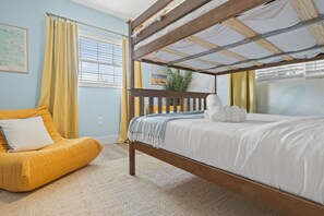 3 bedrooms, iron/ironing board, travel cot, free WiFi
