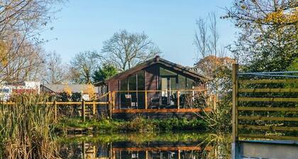 Woodland Container Lodges Slp 4