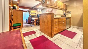 Unclassified image, 5 of 219, button - Crested Butte Mountain Resort Properties by Vail (Crested Butte)