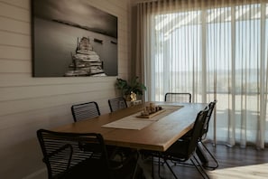 Dining - The Boat House Retreat Squeaking Point (Squeaking Point)
