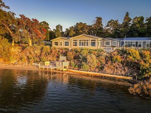 Exterior - The Boat House Retreat Squeaking Point (Squeaking Point)