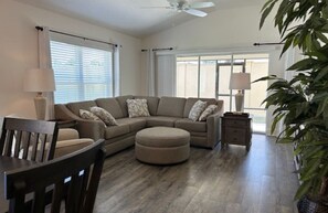 Smart TV - Torch Point Urban Oasis (Atwood) (Wildwood)