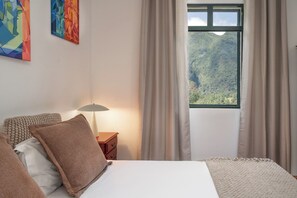 3 soverom, strykejern/-brett, wi-fi og sengetøy