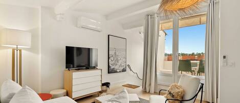 Fernseher