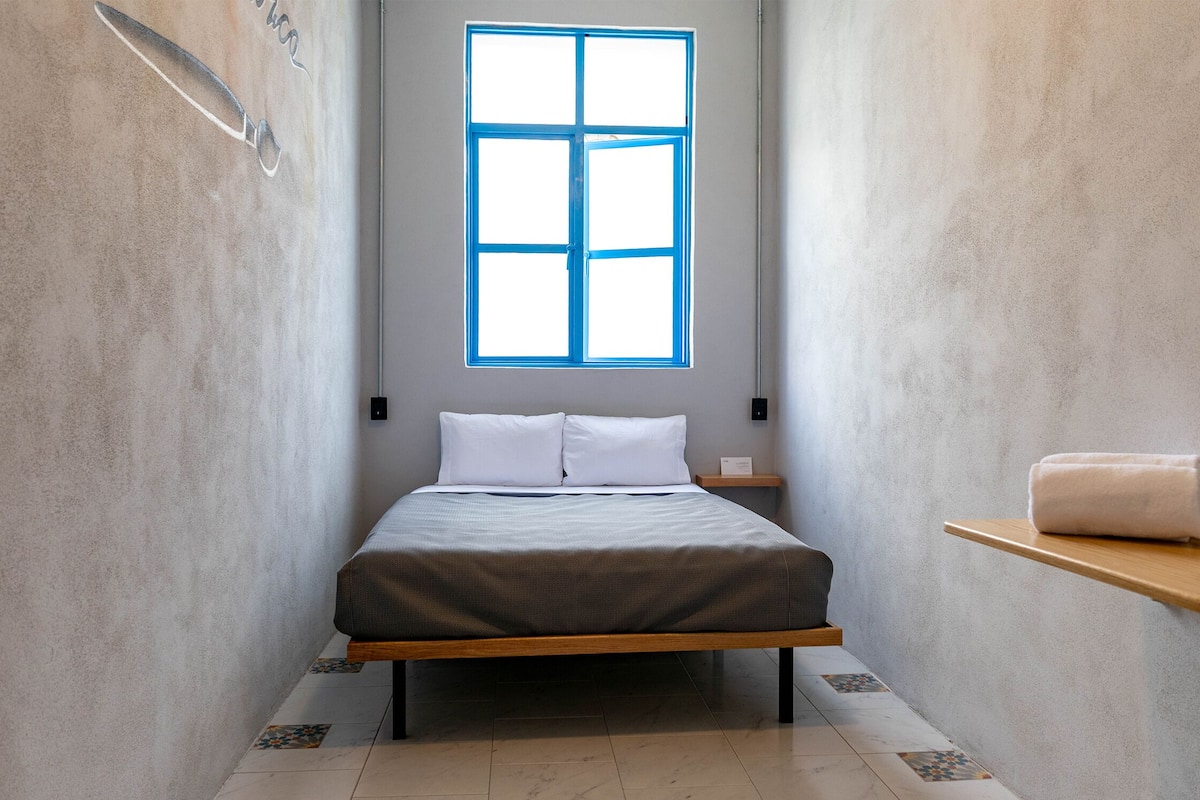Basic Double Room, 1 Double Bed | Free WiFi