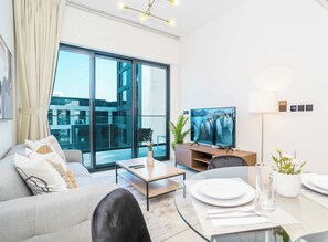 Televisión, oficina