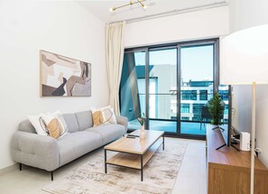 Televisión, oficina