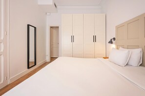 5 chambres, bureau, fer et planche Ă repasser, Wi-Fi gratuit