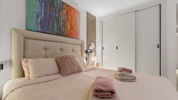 2 Schlafzimmer, Bügeleisen/Bügelbrett, kostenloses WLAN, Bettwäsche