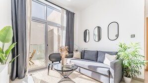 Unclassified image, 5 of 20, button - Balcony Offering Community Views 1BR w/AsstRm,Walking Distance to CommunityPark (Dubai)