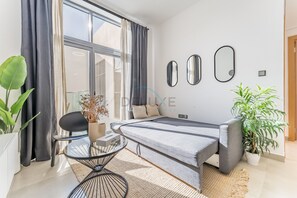 1 chambre, coffres-forts dans les chambres, fer et planche à repasser