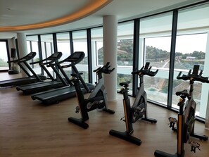Fitness facility - Stunning Penthouse with Panoramic Sea & Mountain Views Near Marbella (OJEN (MALAGA))