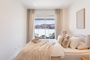 2 多间卧室、熨斗/熨衣板、免费 WiFi、床单