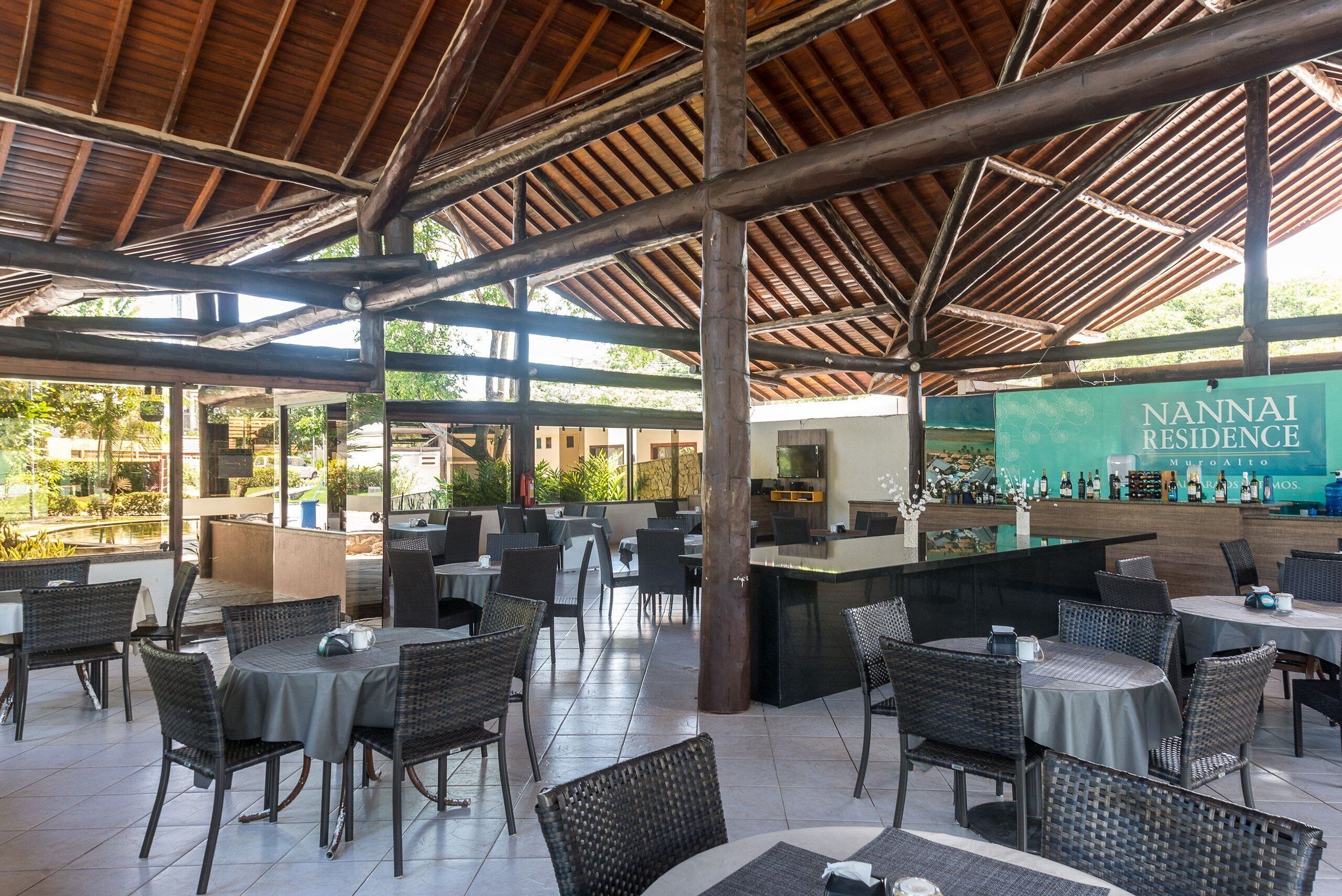 Apartment | Outdoor dining