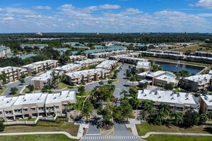 Aerial view - 4 BD/ 4.5 BA/ Magic Village Yards (3235 BA) (Kissimmee)