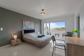 3 chambres, fer et planche à repasser, Wi-Fi gratuit, draps fournis