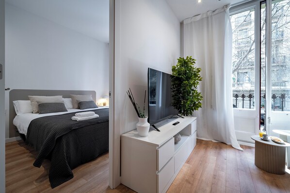 1 bedroom, iron/ironing board, free WiFi