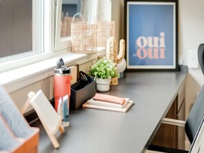 Estudi, no fumadors | Cortines opaques i wifi gratuïta 