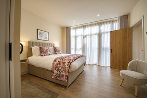 1 chambre, fer et planche à repasser, accès Internet, draps fournis