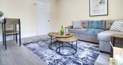 Refined & Sleek 2BR | Your Seaside Walk Stay