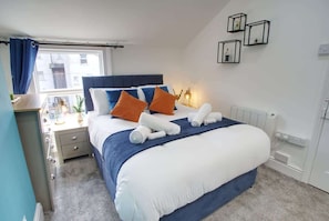 3 Schlafzimmer, Bügeleisen/Bügelbrett, WLAN, Bettwäsche