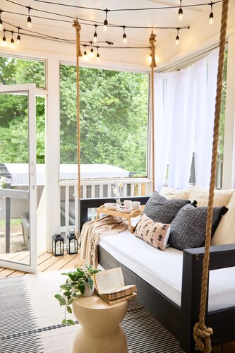 Sleepts 12, 3 King Beds, Hot Tub, Fire Pits, Arcade, Hidden Bookcase, Treasure Hunt