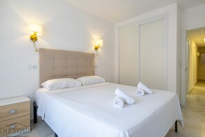 3 chambres, fer et planche Ă repasser, Wi-Fi gratuit, draps fournis
