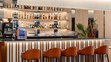 2 bars/lounges, poolside bar