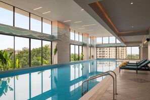 Indoor pool - Ramada By Wyndham Ranchi Bariatu Road (Ranchi)