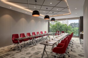 Meeting facility - Ramada by Wyndham Ranchi (Ranchi)