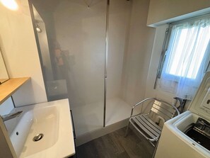 Hair dryer - Bénodet, Apartment close to the beaches, with nice view on the river Odet (BENODET)