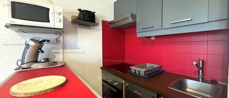 Mikrobølgeovn, ovn, kogeplade, opvaskemaskine