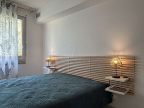 2 bedrooms