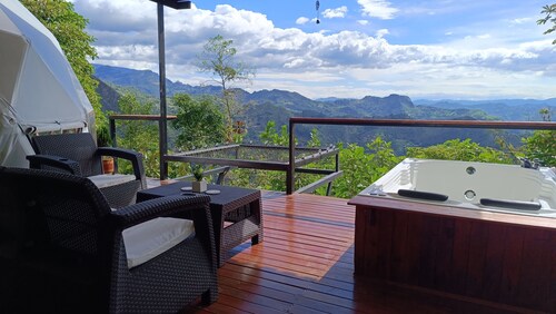 Lose yourself in the mountains at Glamping Resurrection - Magical sunsets