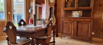 La Germaine - wooden shack in the countryside
