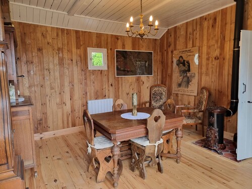 La Germaine - wooden shack in the countryside