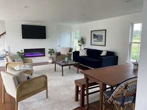 TV connectée, cheminée