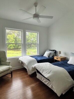 3 bedrooms, WiFi, bed sheets