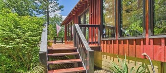 3-bedroom Pet Friendly home on 14 acres with trails and seasonal creeks.